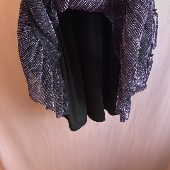 Women’s purple metallic party dress - Picture 8 of 8
